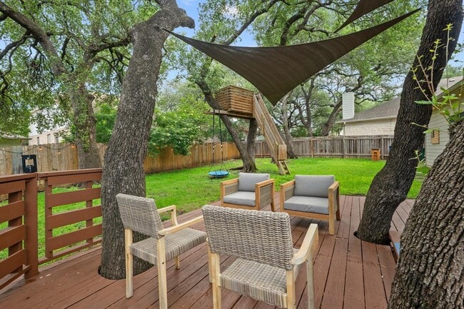 Building Photo - 5707 Marchmont Ln