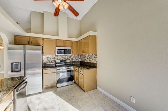 Building Photo - 3 bedroom single story in Henderson!