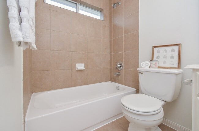 Building Photo - 12718 Boris Cove Trail