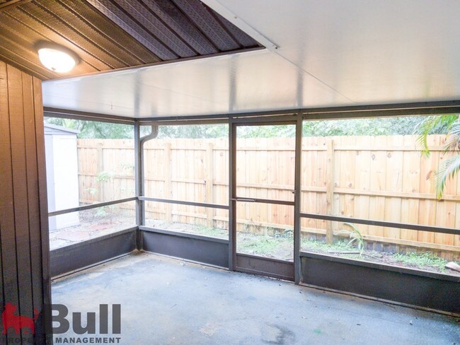 Building Photo - 502 Derby Dr