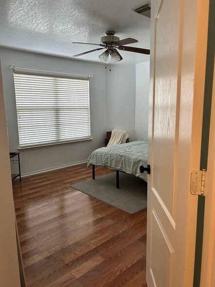 Building Photo - 867 Spyglass Dr