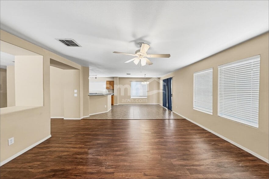 Building Photo - 6286 S Sun View Way