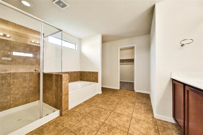Building Photo - 15427 Cabot Ridge Ln