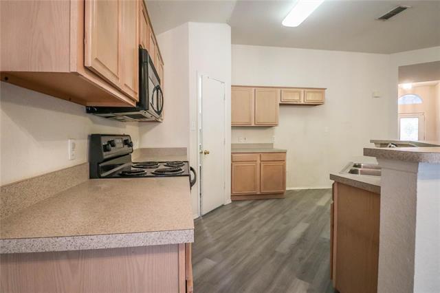 Building Photo - 2004 Lennox Ln