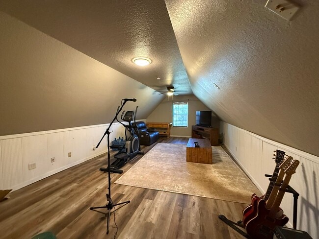 Building Photo - 5828 Avenue P