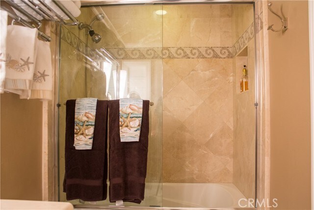 Building Photo - 200 Paris Ln