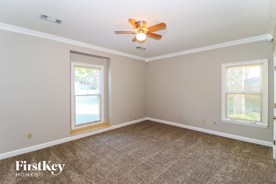 Building Photo - 1771 Wood Oak Dr