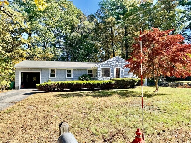 Building Photo - 29 Sandy Brook Rd