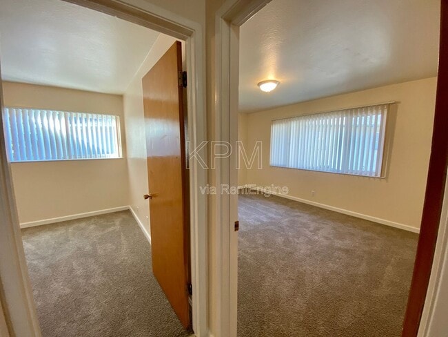 Building Photo - 7714 Brentwood Dr