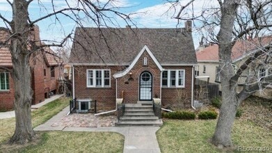 Building Photo - 712 Harrison St