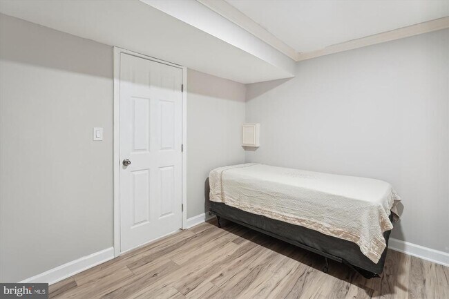 Building Photo - 20672 Fairwater Pl