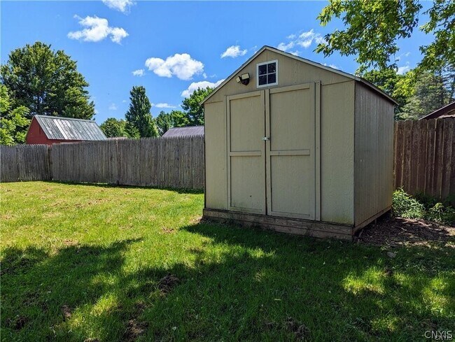 Building Photo - 5854 Reis Dr