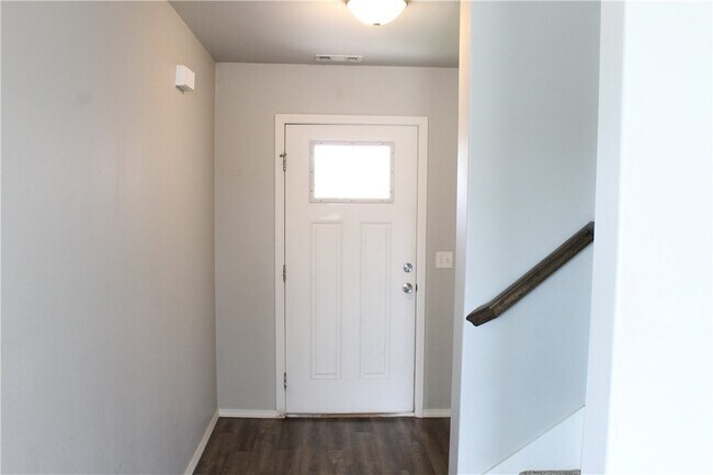 Building Photo - 5007 SW Fieldstone Blvd