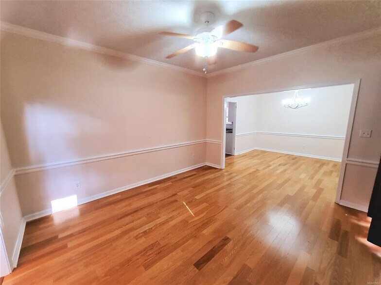 Building Photo - 6474 Halcyon Dr