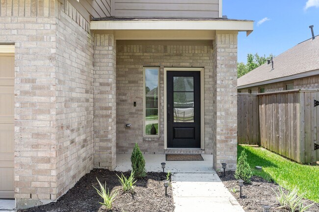 Building Photo - 2019 Iris Hls Ln