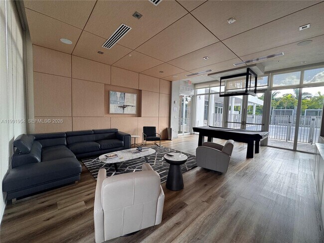 Building Photo - 10250 NW 66th St