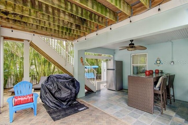 Building Photo - 4808 Gulf Dr