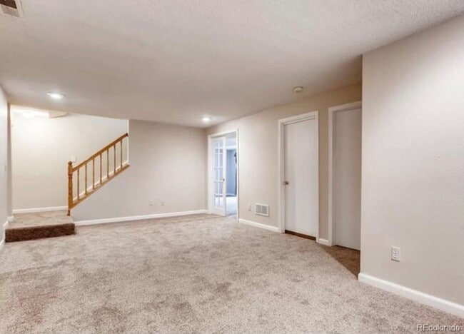 Building Photo - Long Realty & Property Management - 5 Bedr...