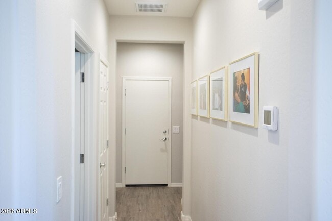 Building Photo - 9969 W Robin Ln