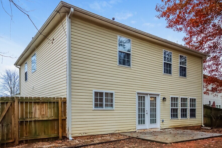 Building Photo - 2712 Markham Woods Ct