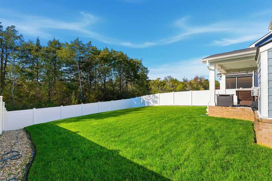 Building Photo - 838 Dean Dr