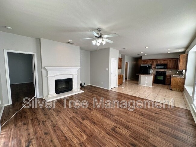 Building Photo - 420 Donagon Ct