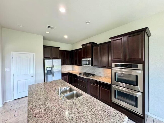 Building Photo - 28943 Grand Teton Ct