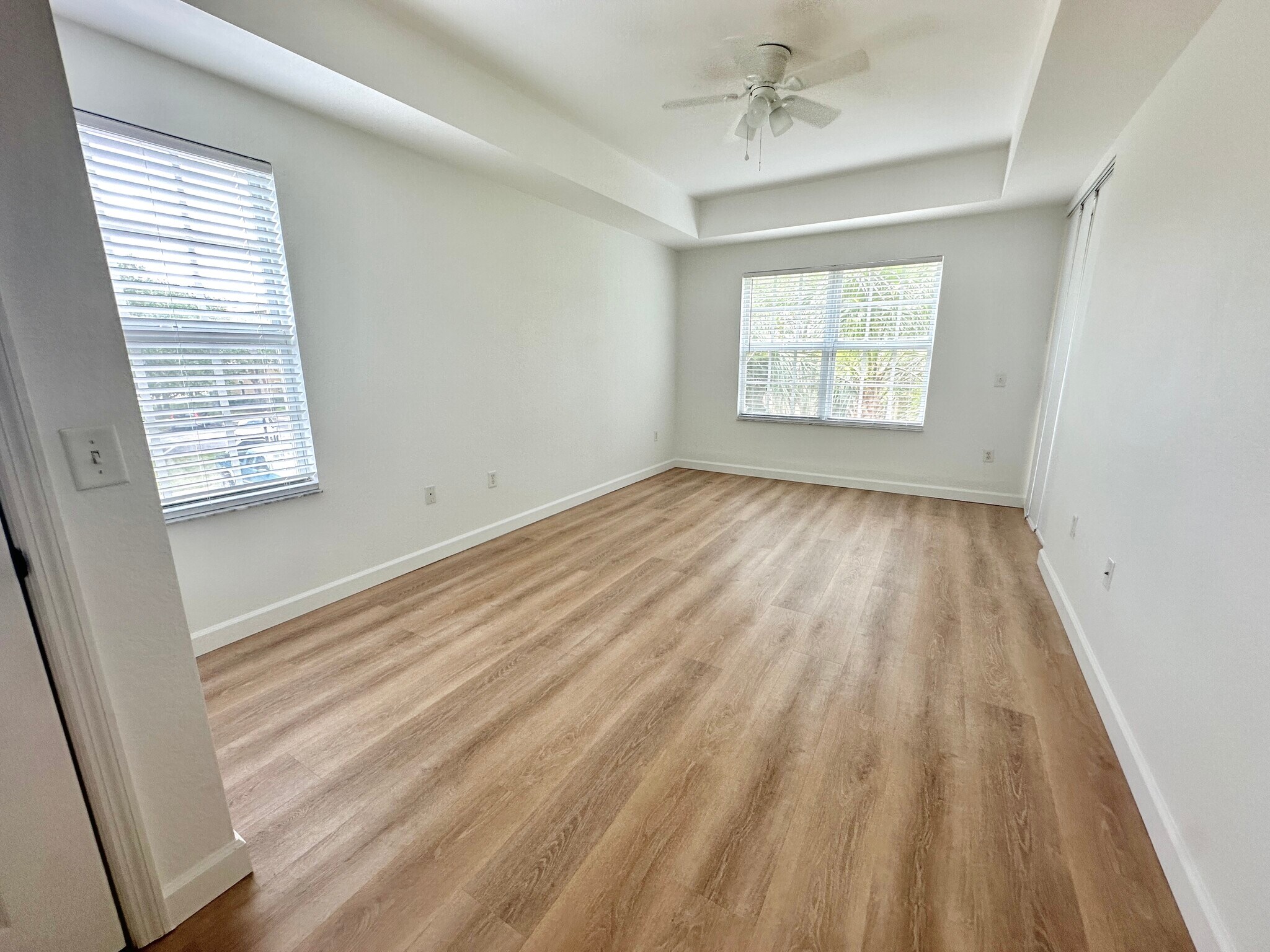Primary bedroom - 9055 Colby Dr