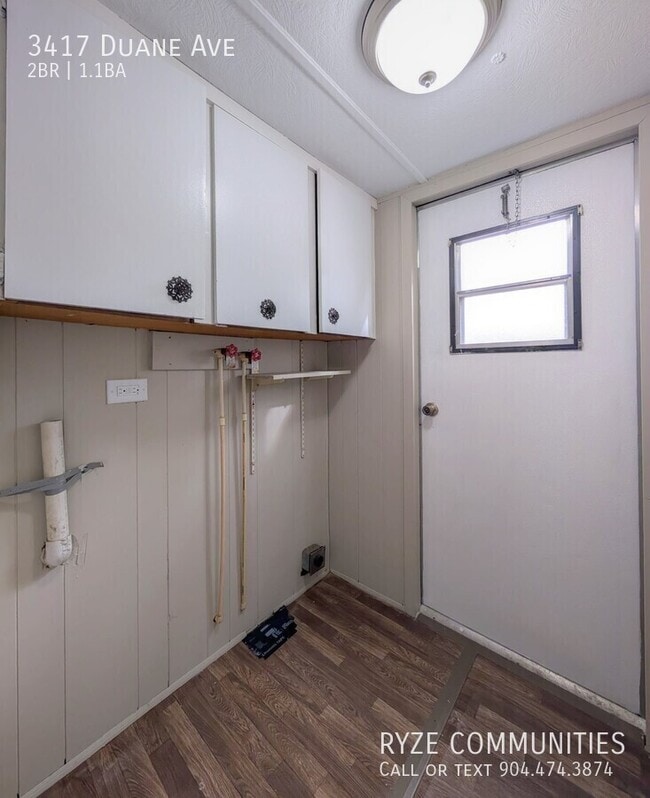 Building Photo - 3417 Duane Ave