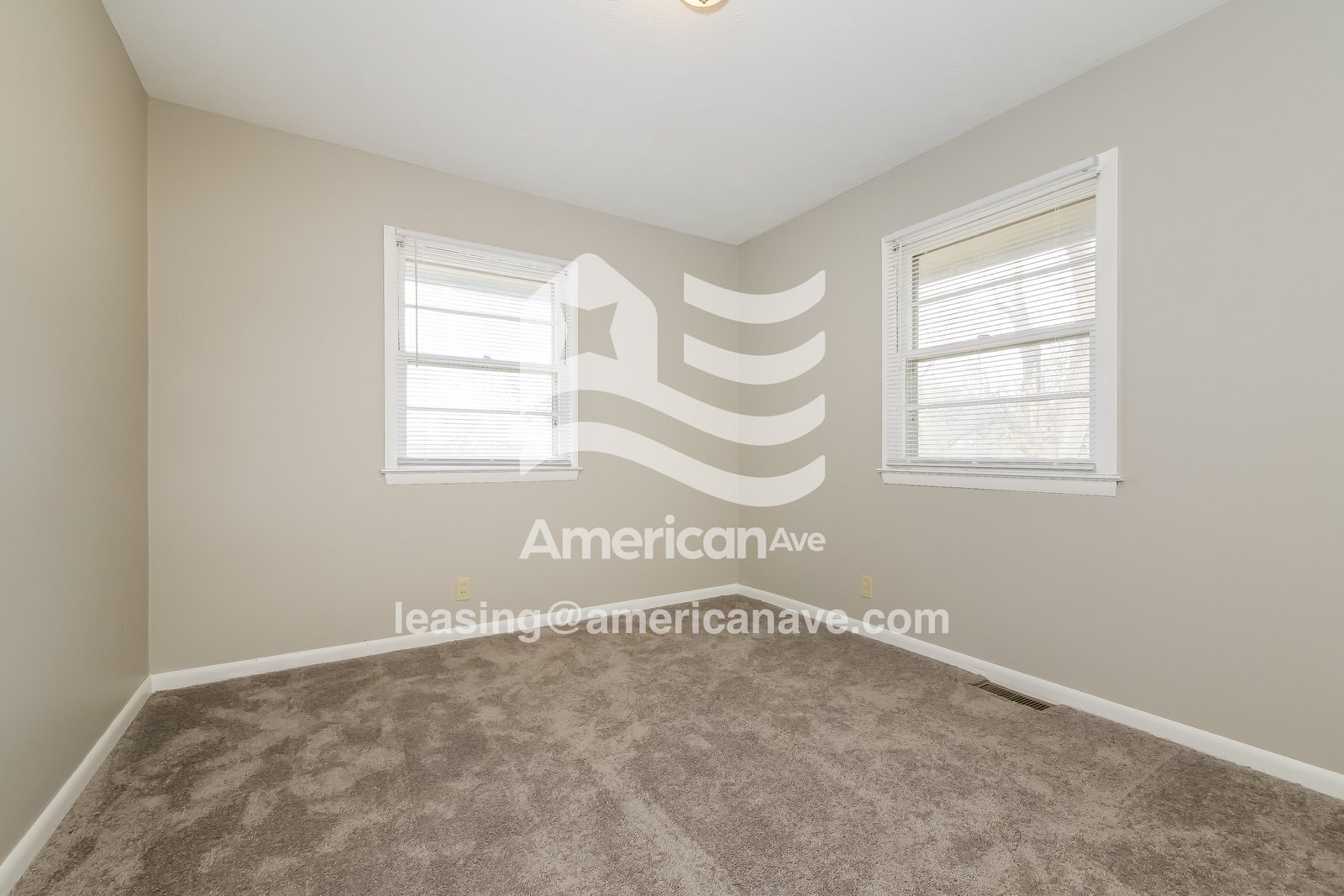 Building Photo - 8549 Meredith Ave