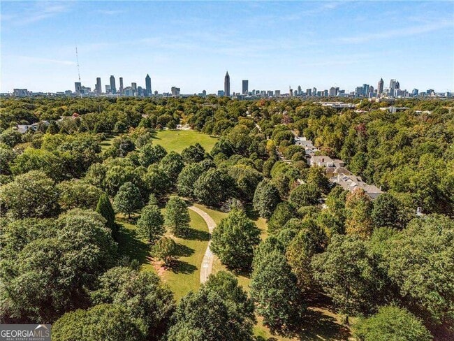 Building Photo - 923 Peachtree St NE