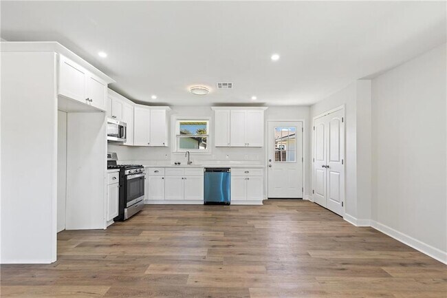 Building Photo - 542 Marino Dr