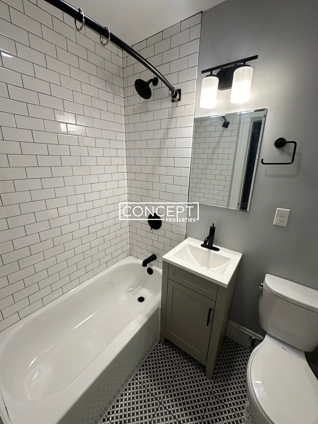 Building Photo - 233 Lafayette St