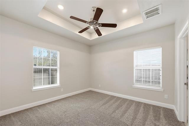 Building Photo - 2207 Henry St