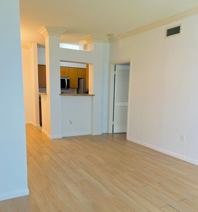 Building Photo - 3231 Allen Pkwy