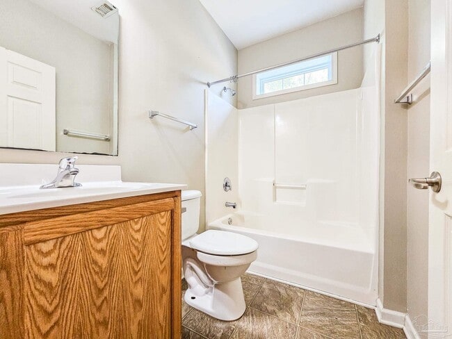 Building Photo - 3210 Seabrook St