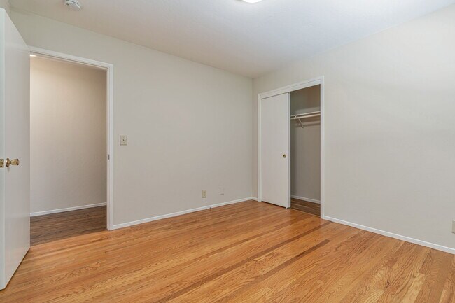 Building Photo - 24 El Rey Rd