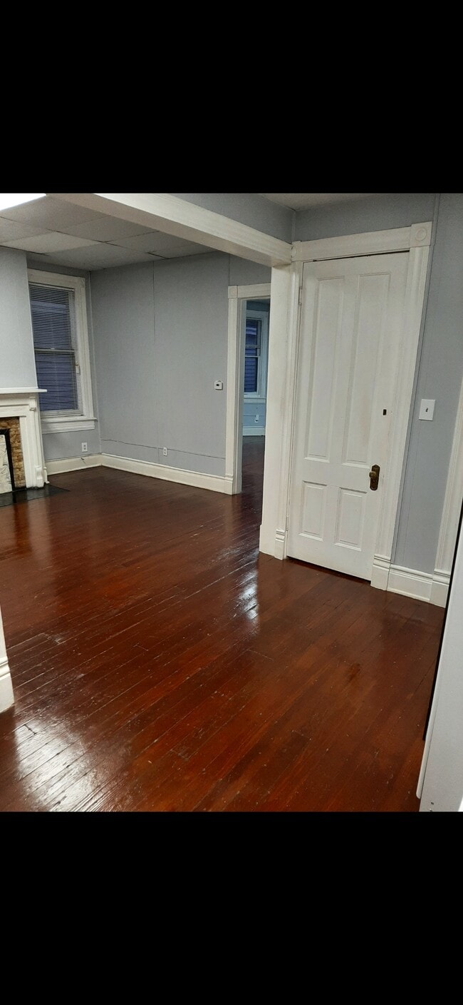 Building Photo - 2208 Longest Ave