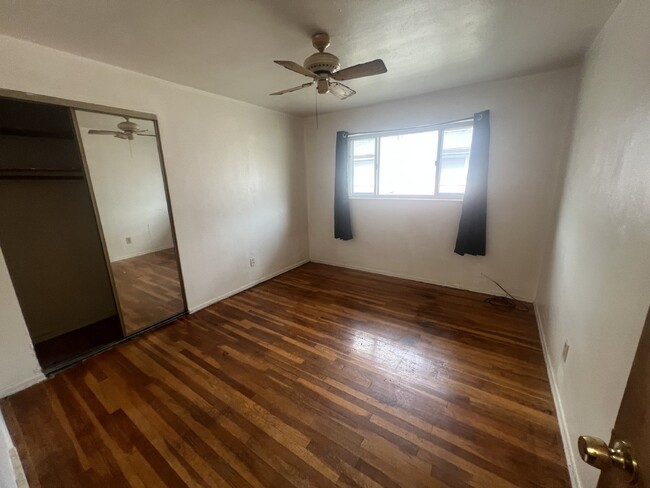 Building Photo - Charming 1-Bedroom Apartment Near Cherokee...