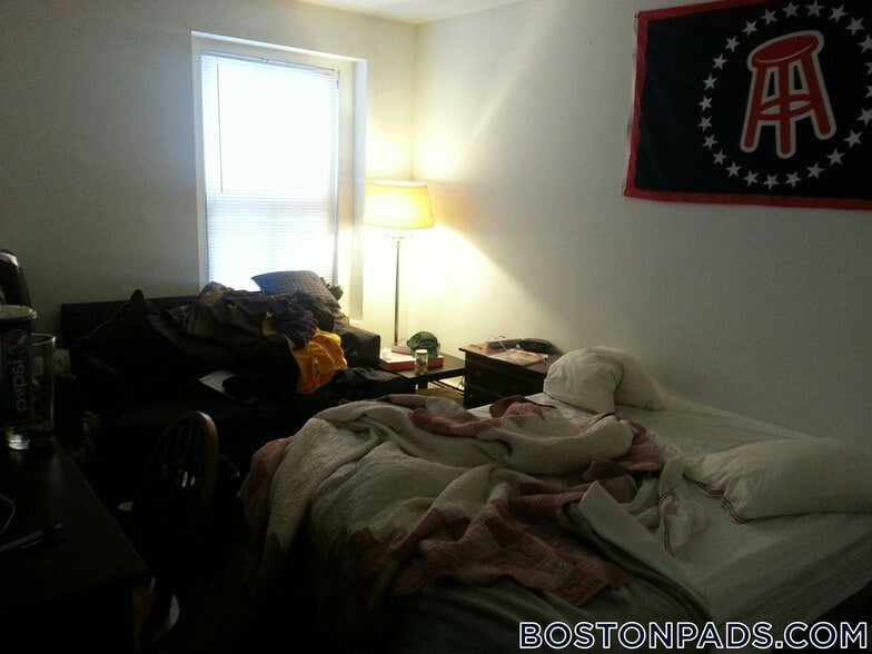 Building Photo - 486 Massachusetts Ave