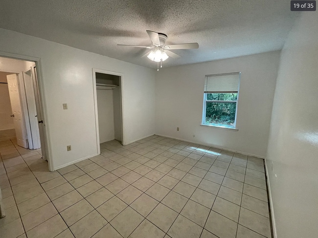 Building Photo - 6832 Tiki Ln