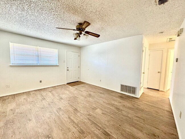 Building Photo - 6509 21st St