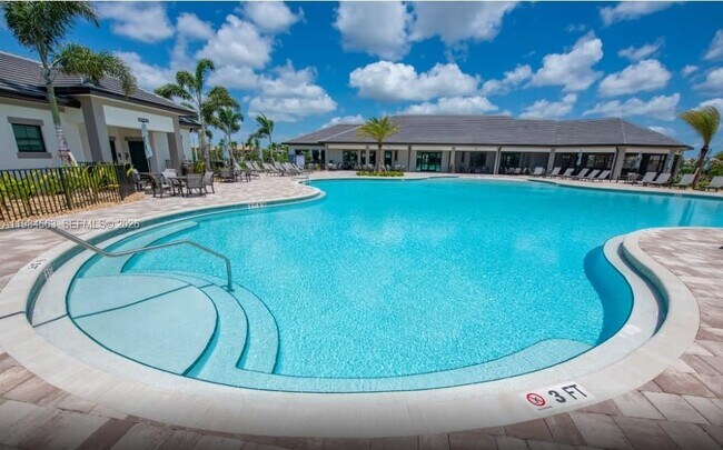 Building Photo - 8185 Tailshot Ct