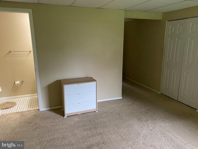 Building Photo - 17 Hidden Cove Ct