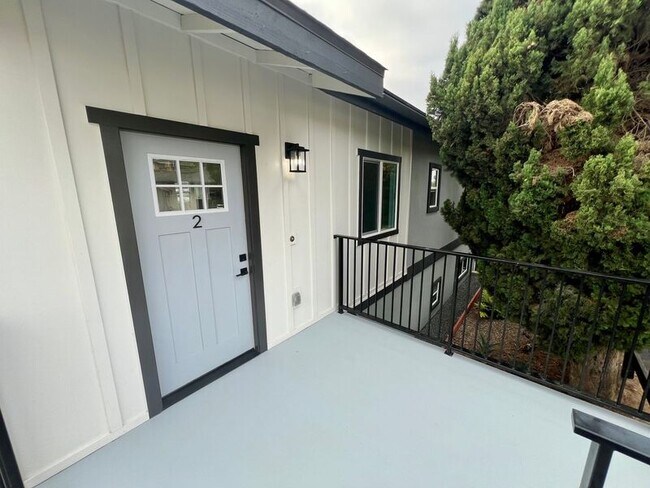 Building Photo - 669 Townsite Dr