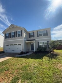 Building Photo - 5 Bedroom 2.5 Bathroom House