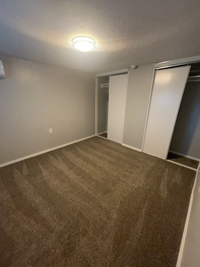 Building Photo - 4916 Moore Cir