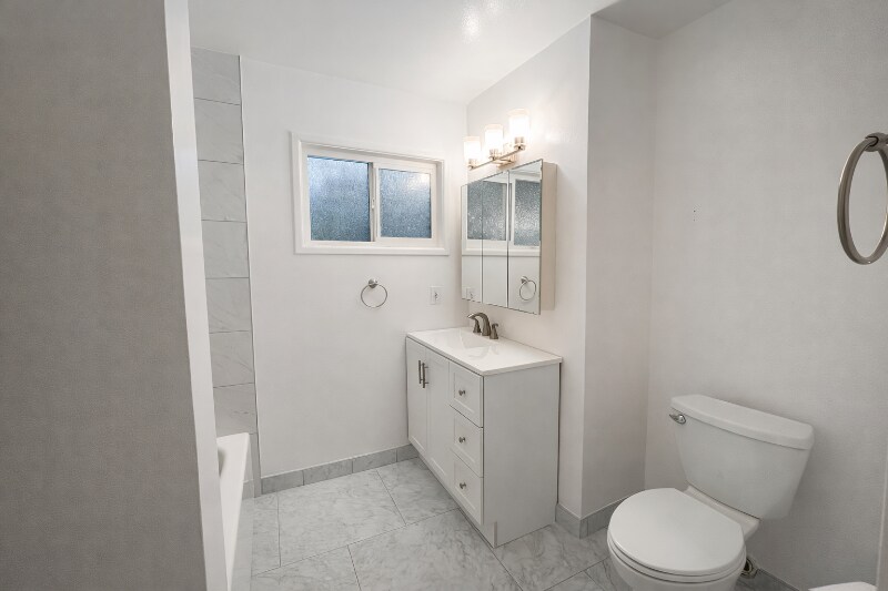 Building Photo - 8373 Wabash St