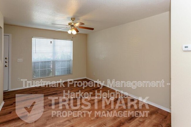 Building Photo - 2710 Vernice Loop