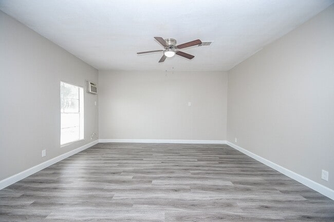 Building Photo - 12610 Plum Meadow Ln